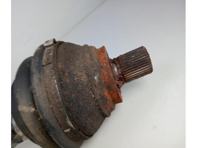 bontott AUDI A3 Jobb Féltengely