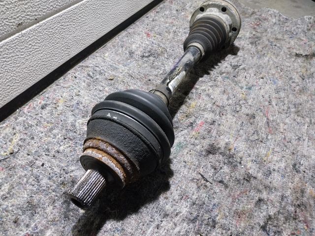 bontott AUDI A3 Jobb Féltengely