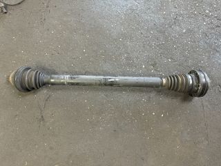 bontott AUDI A3 Jobb Féltengely