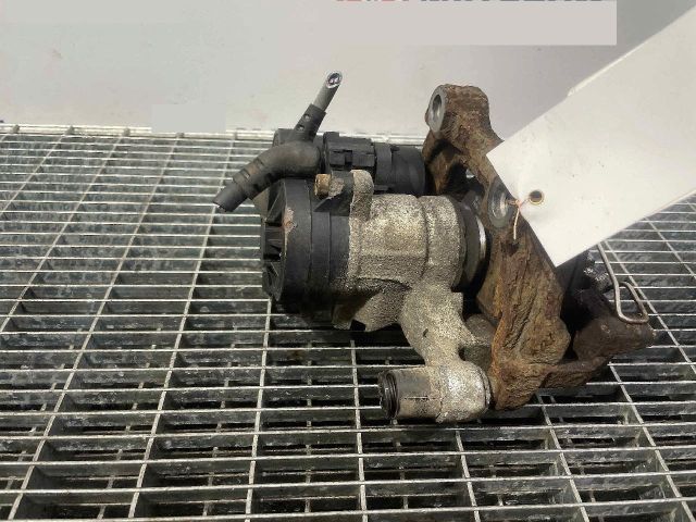 bontott AUDI A3 Jobb hátsó Féknyereg Munkahengerrel