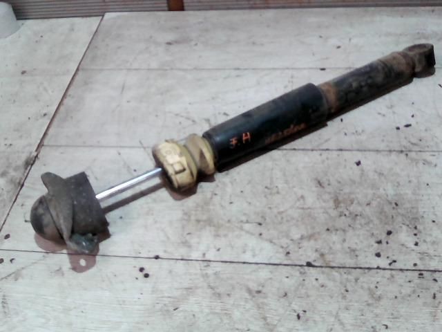 bontott AUDI A3 Jobb hátsó Lengéscsillapító