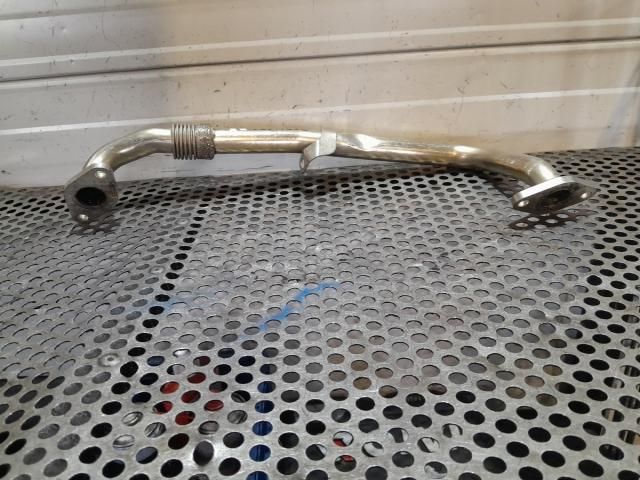 bontott AUDI A3 Kartergázcső