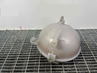 bontott AUDI A3 Kiegyenlítő Tartály