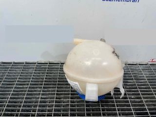 bontott AUDI A3 Kiegyenlítő Tartály