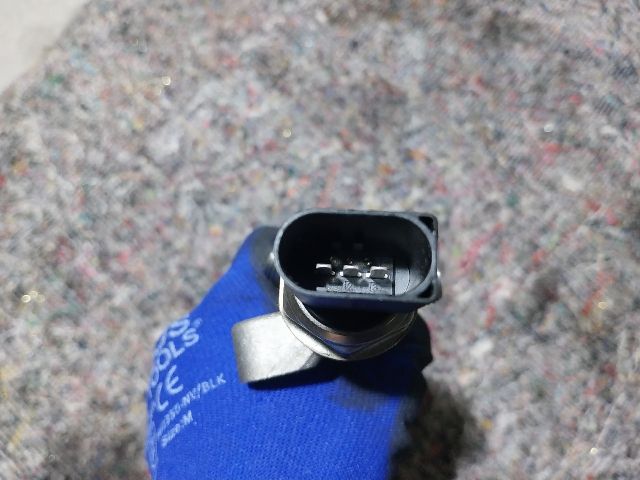 bontott AUDI A3 Közösnyomócső