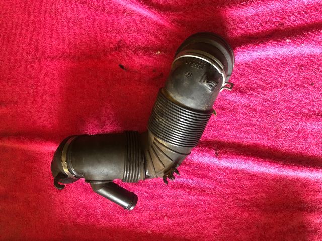 bontott AUDI A3 Légbeömlő Cső