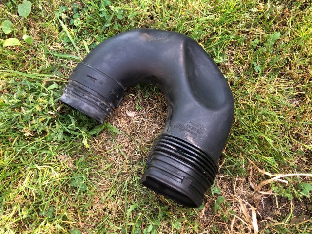 bontott AUDI A3 Légbeömlő Cső