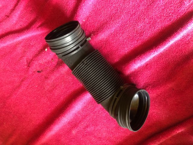 bontott AUDI A3 Légbeömlő Cső