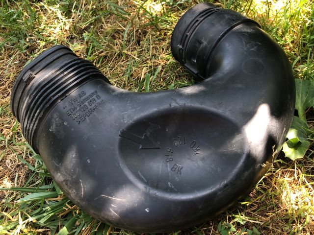 bontott AUDI A3 Légbeömlő Cső