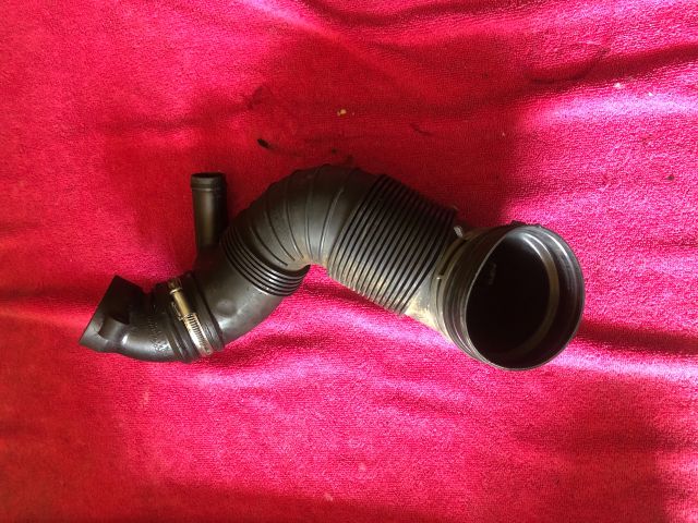 bontott AUDI A3 Légbeömlő Cső