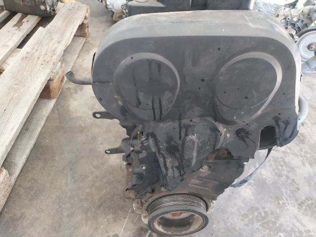 bontott AUDI A3 Motor (Fűzött blokk hengerfejjel)