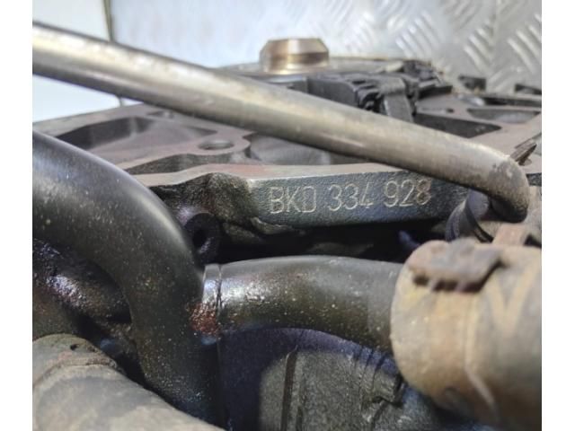 bontott AUDI A3 Motor (Fűzött blokk hengerfejjel)