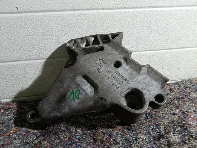 bontott AUDI A3 Motor Tartó Bak (Fém)