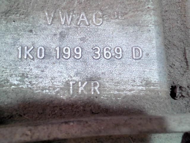 bontott AUDI A3 Motor Tartó Bak (Fém)