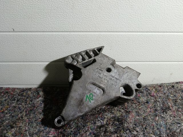 bontott AUDI A3 Motor Tartó Bak (Fém)