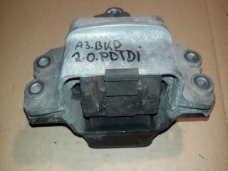 bontott AUDI A3 Motor Tartó Bak (Pozíciófüggetlen)
