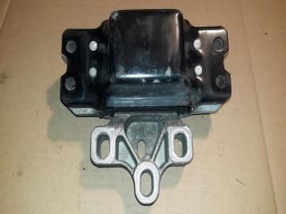 bontott AUDI A3 Motor Tartó Bak (Pozíciófüggetlen)