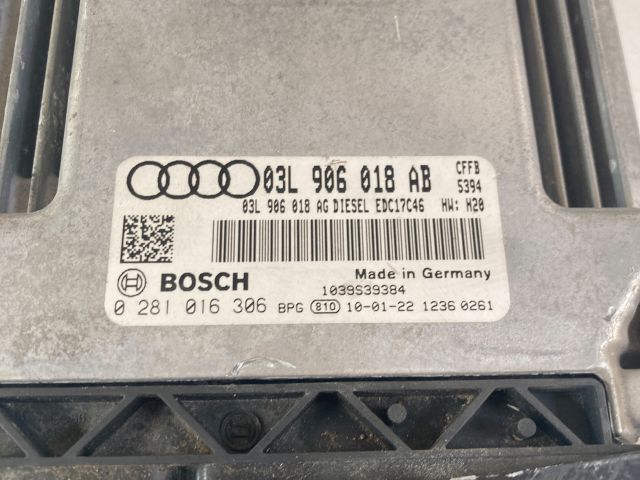 bontott AUDI A3 Motorvezérlő