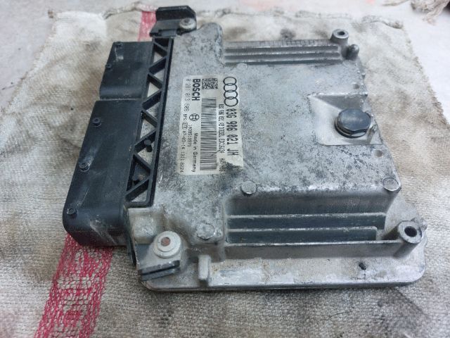 bontott AUDI A3 Motorvezérlő