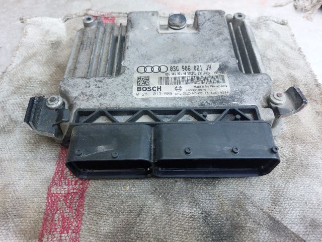 bontott AUDI A3 Motorvezérlő