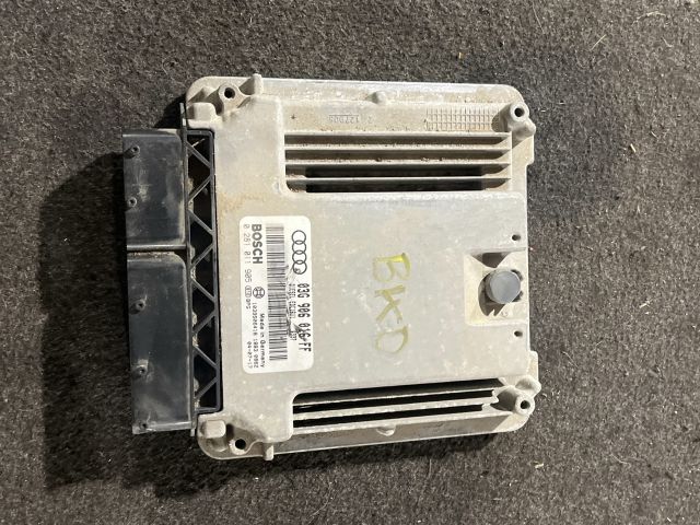 bontott AUDI A3 Motorvezérlő