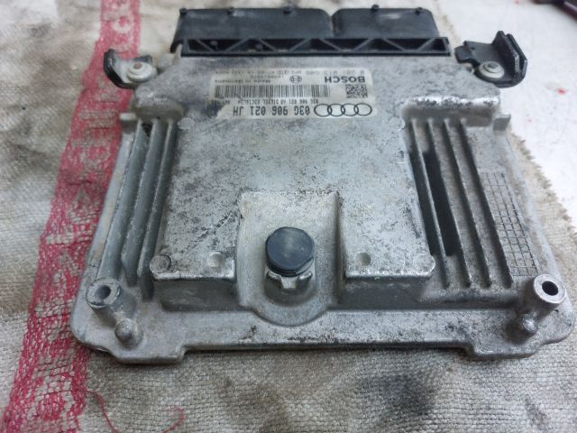 bontott AUDI A3 Motorvezérlő