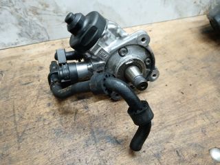 bontott AUDI A3 Nagynyomású Szivattyú