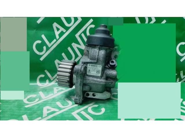 bontott AUDI A3 Nagynyomású Szivattyú