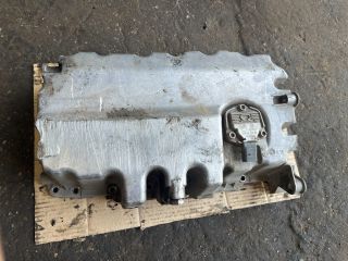 bontott AUDI A3 Olajteknő