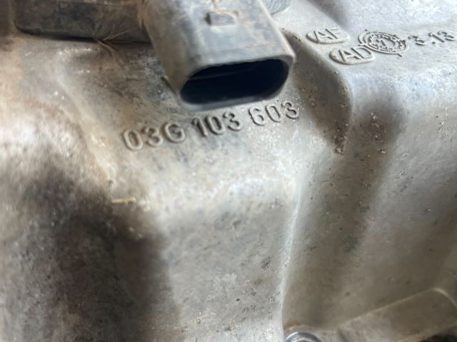 bontott AUDI A3 Olajteknő