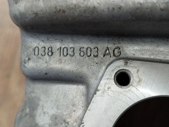 bontott AUDI A3 Olajteknő