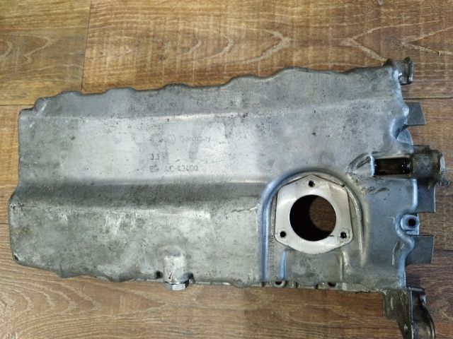 bontott AUDI A3 Olajteknő