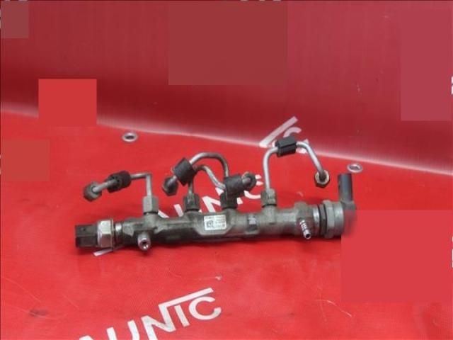 bontott AUDI A3 Porlasztó Sor / Híd