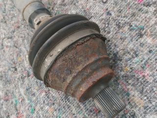 bontott AUDI A3 Bal Féltengely