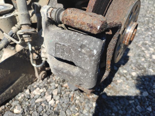 bontott AUDI A3 Bal hátsó Féknyereg Munkahengerrel