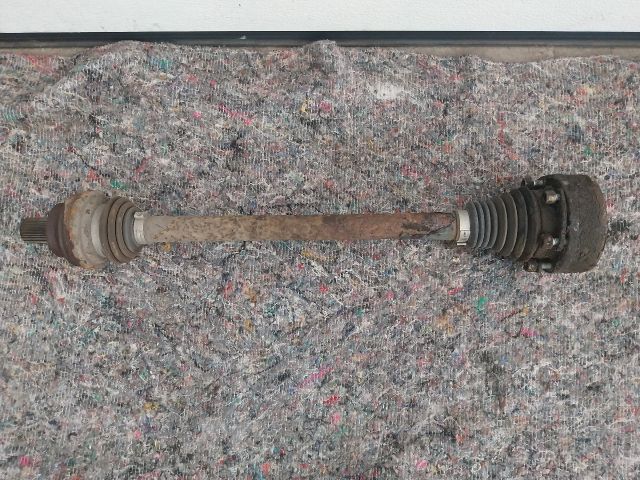 bontott AUDI A3 Bal hátsó Féltengely