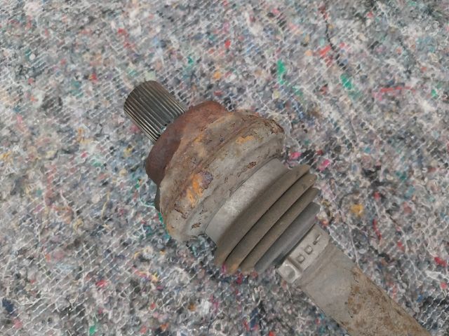 bontott AUDI A3 Bal hátsó Féltengely