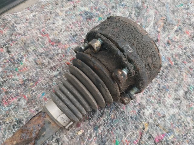 bontott AUDI A3 Bal hátsó Féltengely