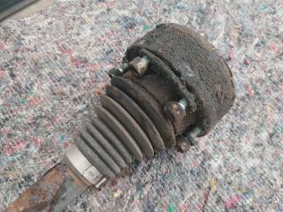 bontott AUDI A3 Bal hátsó Féltengely