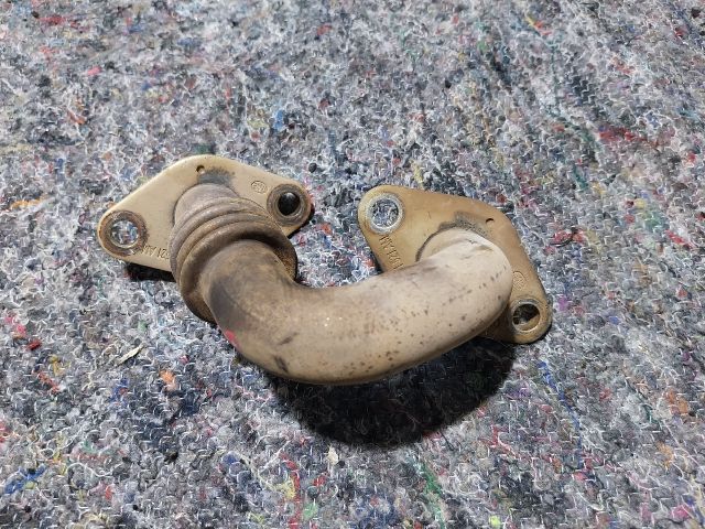bontott AUDI A3 EGR Hűtő Cső