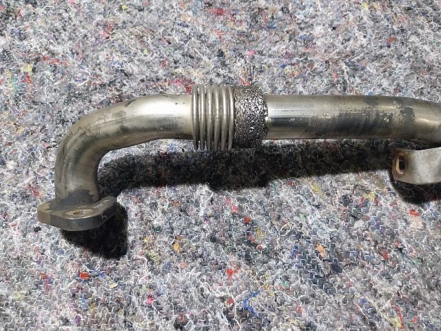 bontott AUDI A3 EGR Hűtő Cső