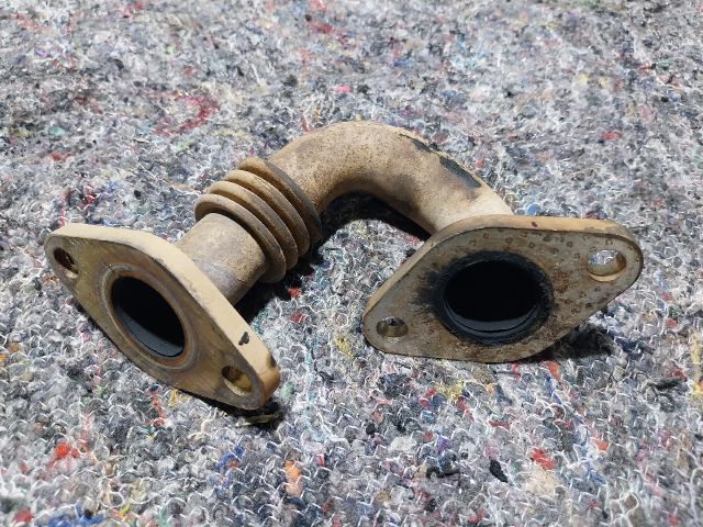 bontott AUDI A3 EGR Hűtő Cső