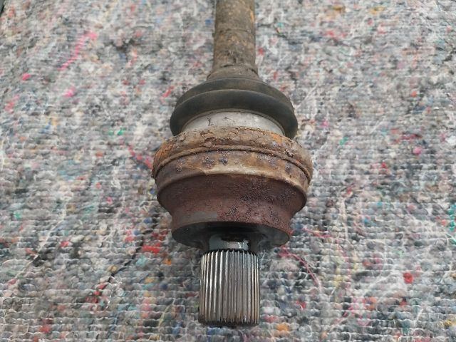 bontott AUDI A3 Jobb hátsó Féltengely