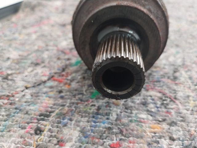 bontott AUDI A3 Jobb hátsó Féltengely