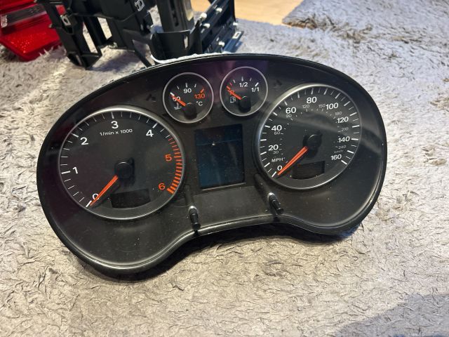 bontott AUDI A3 Kilométeróra