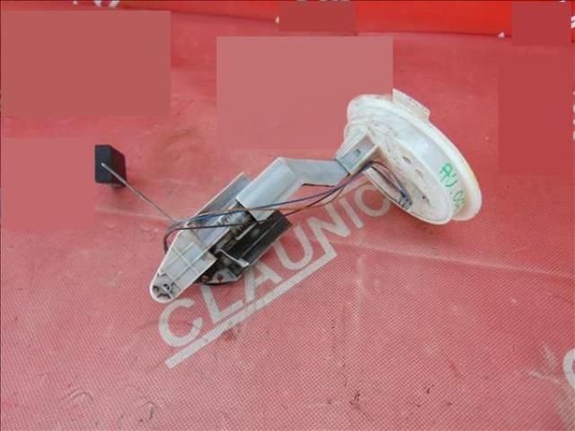 bontott AUDI A3 Üzemanyag Szivattyú