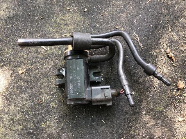 bontott AUDI A3 Turbó Vákum Szelep