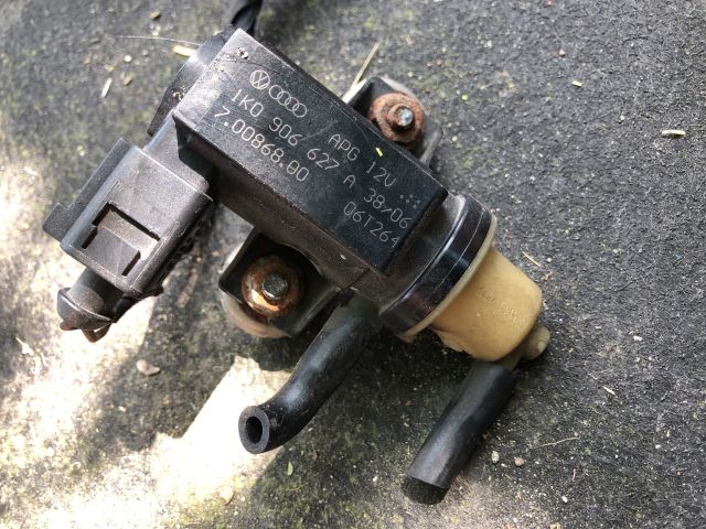 bontott AUDI A3 Turbó Vákum Szelep