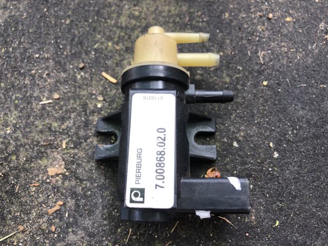 bontott AUDI A3 Turbó Vákum Szelep