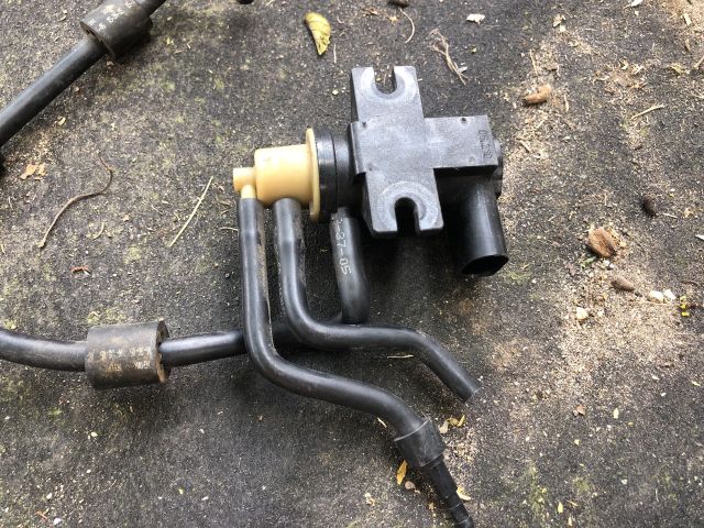 bontott AUDI A3 Turbó Vákum Szelep